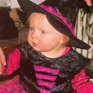 Meet your Posher, Mia